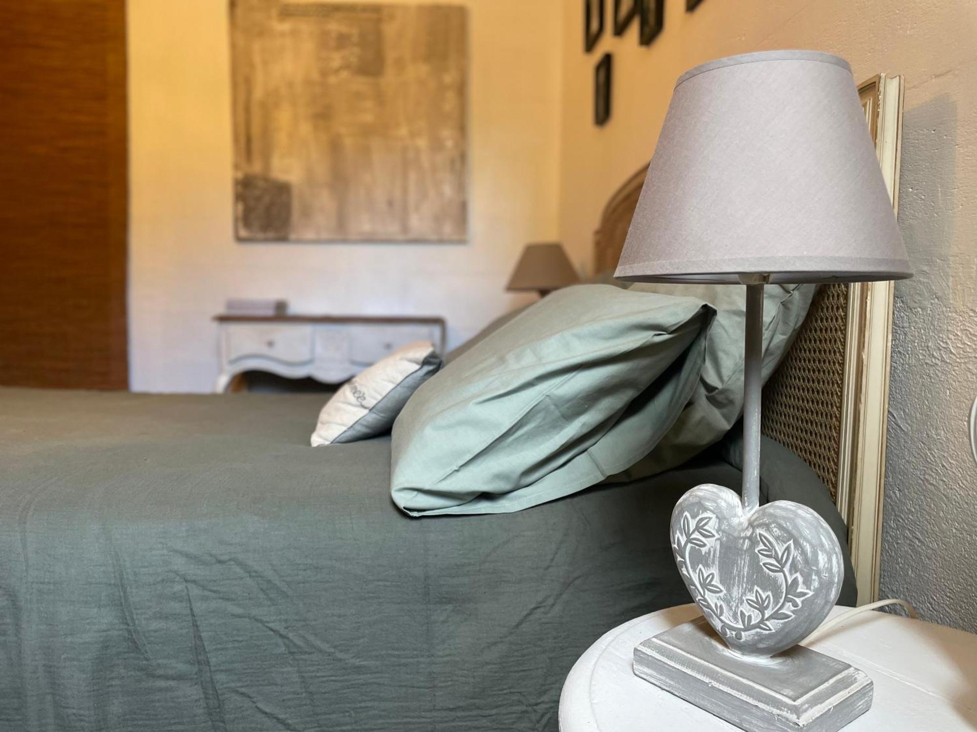 Апартаменты Chambre Familiale Avec Terrasse Aux Portes Du Verdon Триганс Экстерьер фото