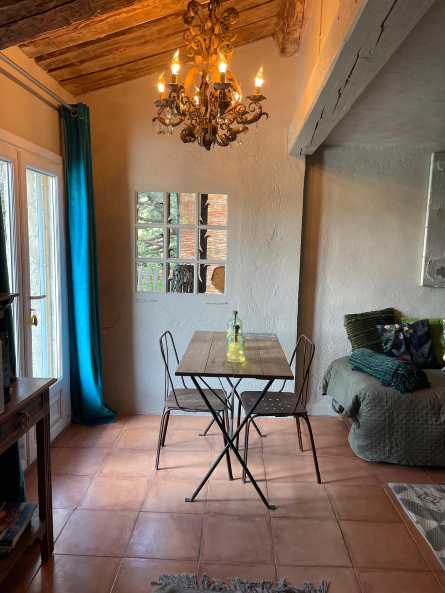 Апартаменты Chambre Familiale Avec Terrasse Aux Portes Du Verdon Триганс Экстерьер фото